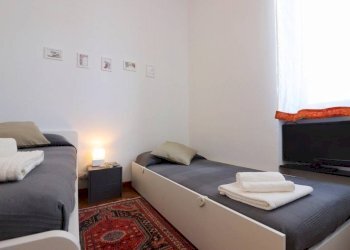 Camera da letto - Trilocale via Cesare Battisti, 4, Genova - foto 9