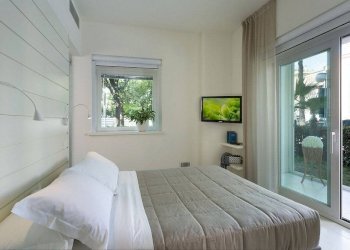 Camera da letto - Stabile - Palazzo viale Rino Molari, Riccione - foto 26