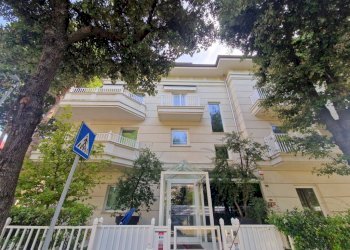 Facciata - Stabile - Palazzo viale Rino Molari, Riccione - foto 50