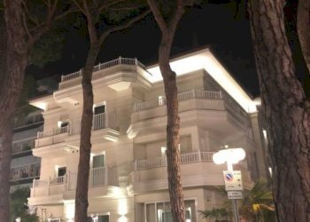 Facciata - Stable - Palace viale Rino Molari, Riccione - photo 2