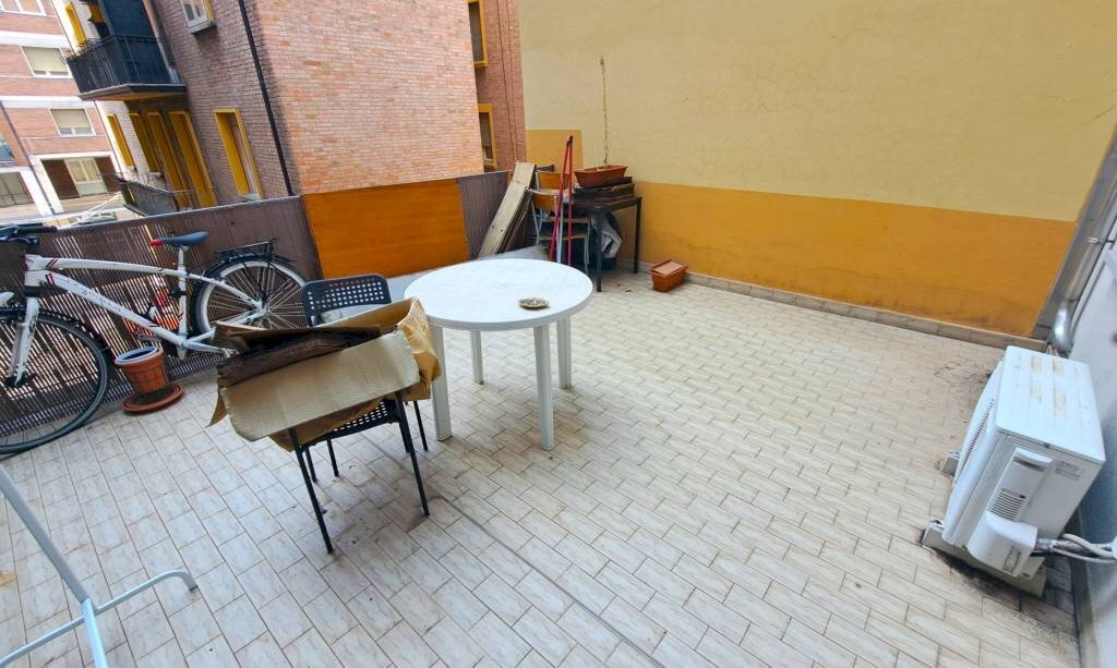 Terrazzo - Monolocale via Aurelio Saffi, Bologna (zona Saffi) - foto 3