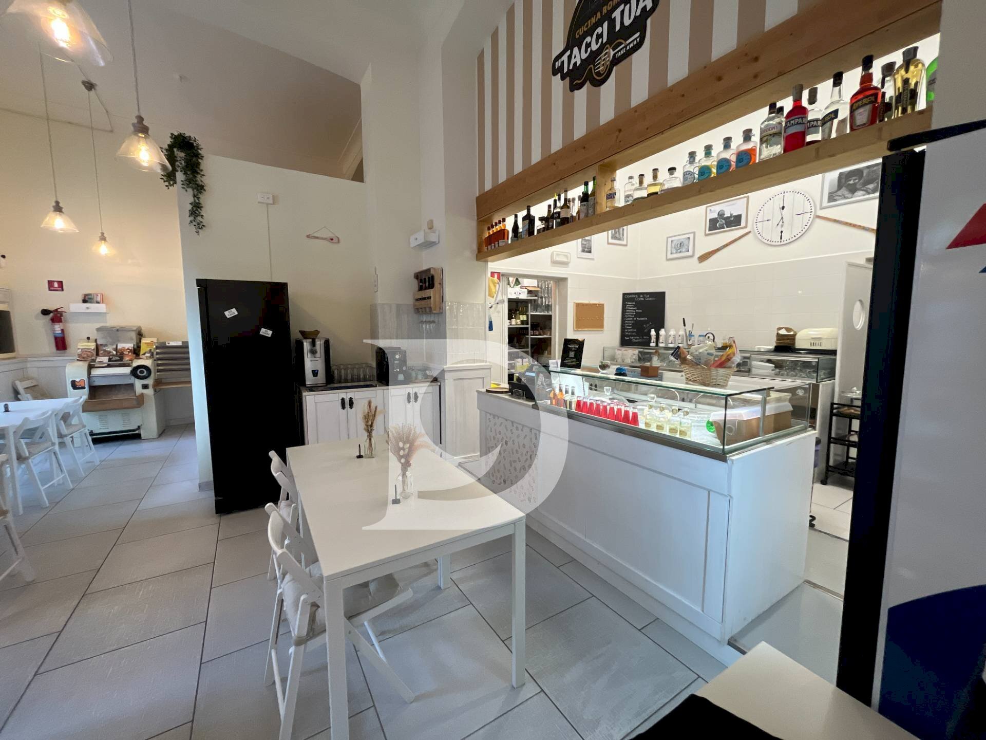 Foto 1 - Attività Commerciale Via C. Battisti, Pescara - foto 1