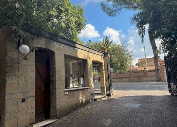 Facciata - Bilocale viale Cortina d'Ampezzo, 164, Roma - foto 20