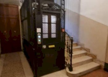 Interno palazzo - Quadrilocale via Cesare Battisti, Bologna (zona Centro Storico) - foto 20