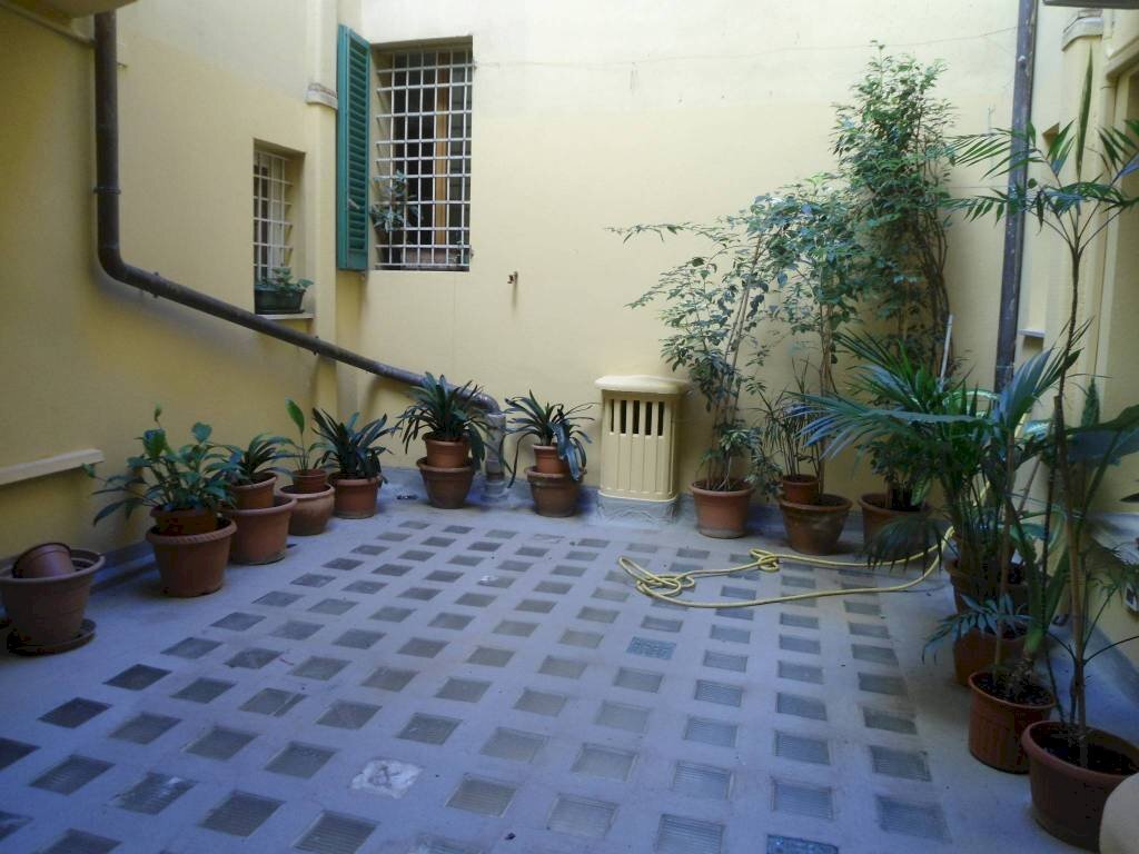Terrazzo - Appartamento via Castiglione, 22, Bologna (zona Centro Storico) - foto 2
