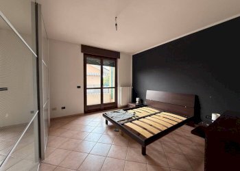 Camera da letto - Quadrilocale via Anna Frank, 2, Carmagnola - foto 11