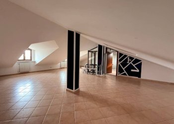 Stanza non arredata - Quadrilocale via Anna Frank, 2, Carmagnola - foto 24
