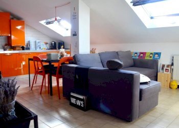 Salone - Bilocale via Chiappella, 5A, Serra Riccò - foto 3