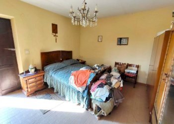 Camera da letto - Rustic hamlet Madonna Delle Grazie, Cuneo - photo 20