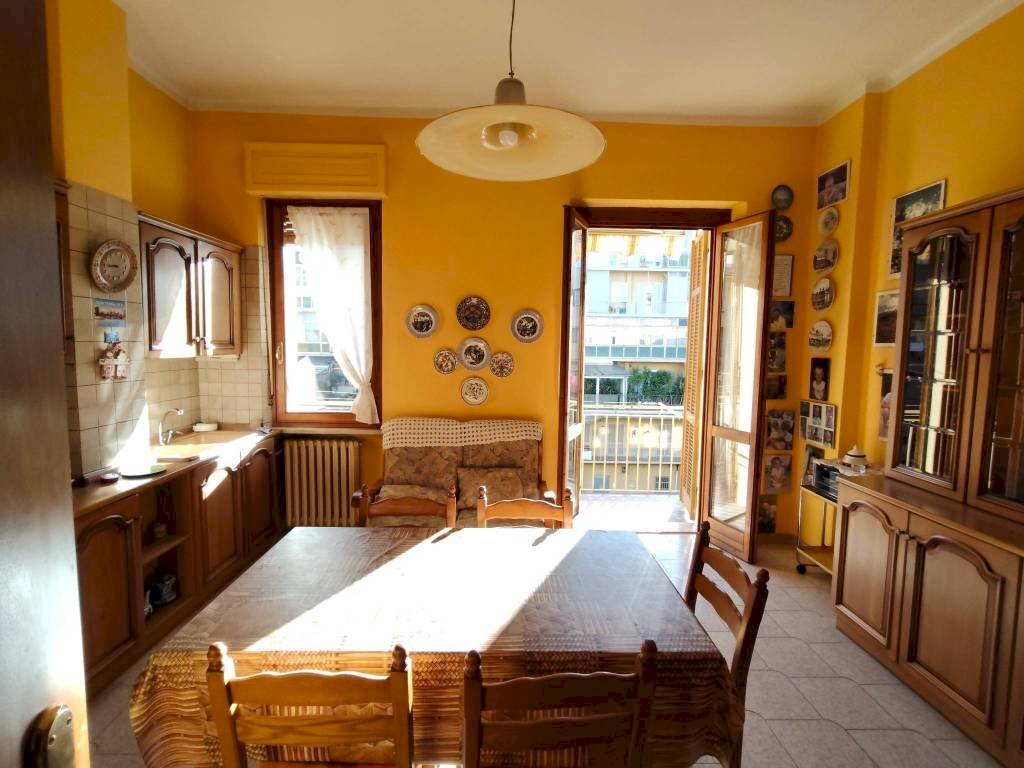 Cucina - Four-room apartment via Luigi Negrelli, Cuneo (neighborhood Centro) - photo 1