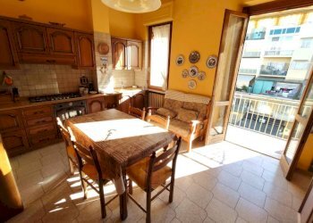 Cucina - Quadrilocale via Luigi Negrelli, Cuneo (zona Centro) - foto 2