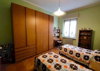 Camera da letto - Quadrilocale via Luigi Negrelli, Cuneo (zona Centro) - foto 11