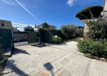 Giardino - Villa via delle Ginestre, Anzio - photo 7