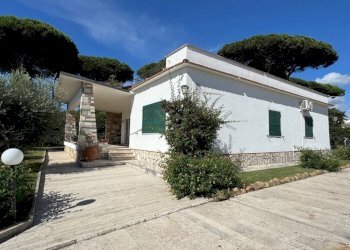 Facciata - Villa via delle Ginestre, Anzio - foto 50