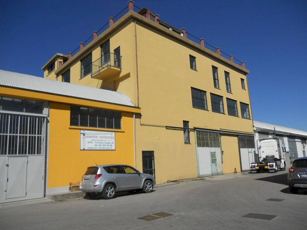 Facciata - Capannone via Nerviano, 31A, Lainate - foto 2
