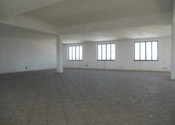 Interno non residenziale - Capannone via Nerviano, 31A, Lainate - foto 8