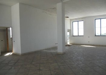 Interno non residenziale - Capannone via Nerviano, 31A, Lainate - foto 9