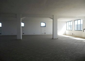 Interno non residenziale - Capannone via Nerviano, 31A, Lainate - foto 10