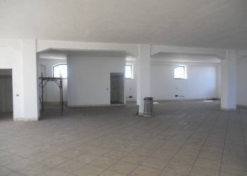 Interno non residenziale - Capannone via Nerviano, 31A, Lainate - foto 14