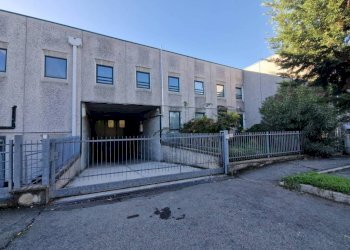 Facciata - Capannone via della Senna, Rho - foto 1