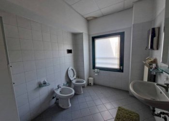 Bagno - Capannone via della Senna, Rho - foto 11