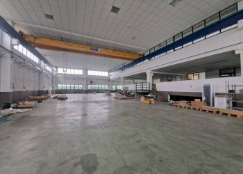 Interno non residenziale - Capannone viale Alcide De Gasperi, Bareggio - foto 4