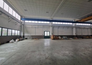 Interno non residenziale - Capannone viale Alcide De Gasperi, Bareggio - foto 10