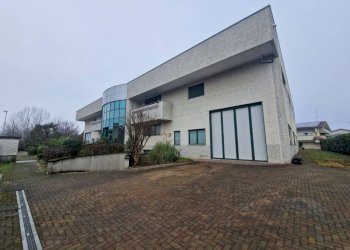 Facciata - Capannone viale Alcide De Gasperi, Bareggio - foto 24