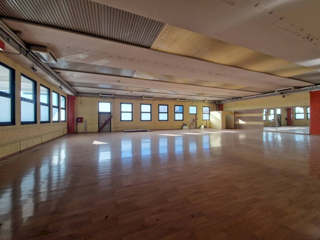 Interno non residenziale - Capannone via Antonio Meucci, Pregnana Milanese - foto 2