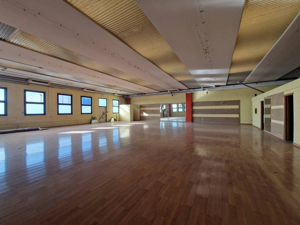 Interno non residenziale - Capannone via Antonio Meucci, Pregnana Milanese - foto 3