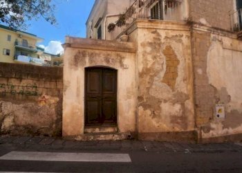 Ingresso - Villa via Madonna della Salute, Portici - foto 4