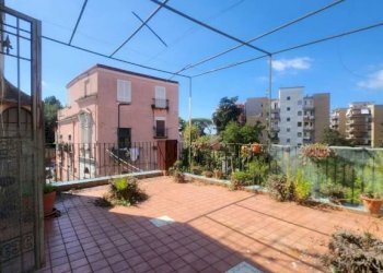 Terrazzo - Villa via Madonna della Salute, Portici - foto 16