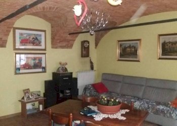 Salone - Rustic via Camillo Benso di Cavour, 29, Castellinaldo d'Alba - photo 13