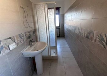 Bagno - Three-room apartment viale Giuseppe Garibaldi, 8, Carmagnola - photo 21