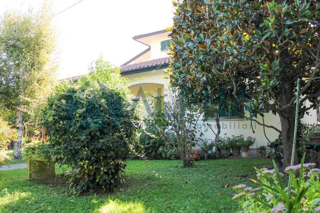 Giardino - Villa via Rotaccio, 60, Lugo - foto 2