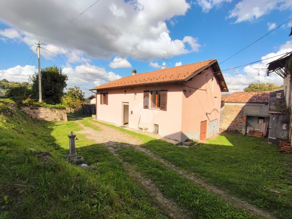 Casa indipendente Frazione Cà dei Bianchi, Garbagna - foto 1