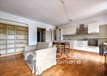 Soggiorno - Bilocale via Vigna, 5, Torre Pellice - foto 21