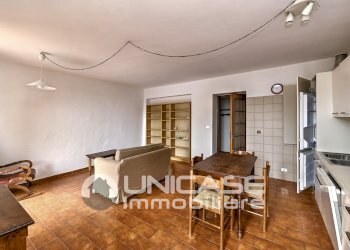 Soggiorno - Bilocale via Vigna, 5, Torre Pellice - foto 23