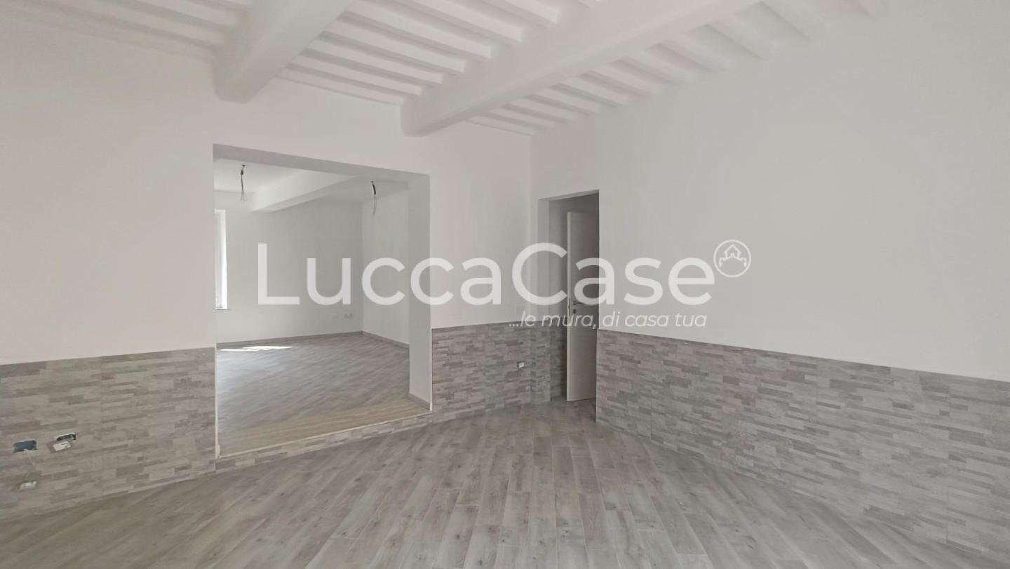Commercial Premises Massarosa - photo 2