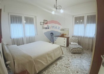 Bilocale via Milano, 177 
 Arona, Arona - foto 15