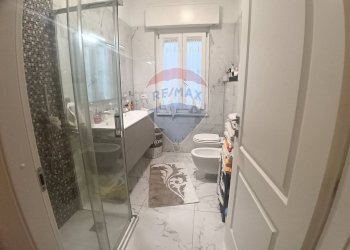 Bilocale via Milano, 177 
 Arona, Arona - foto 16