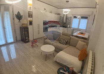 Bilocale via Milano, 177 
 Arona, Arona - foto 17