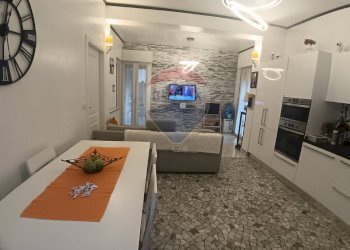 Bilocale via Milano, 177 
 Arona, Arona - foto 18