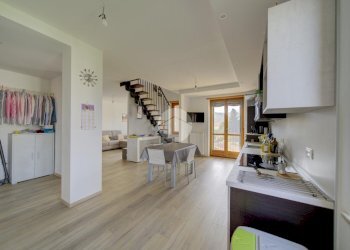 Appartamento Via Romarolo, Giaveno - foto 1