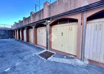 Box Via cavour, Andora - foto 4