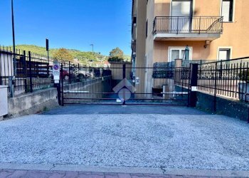 Box Via cavour, Andora - foto 11