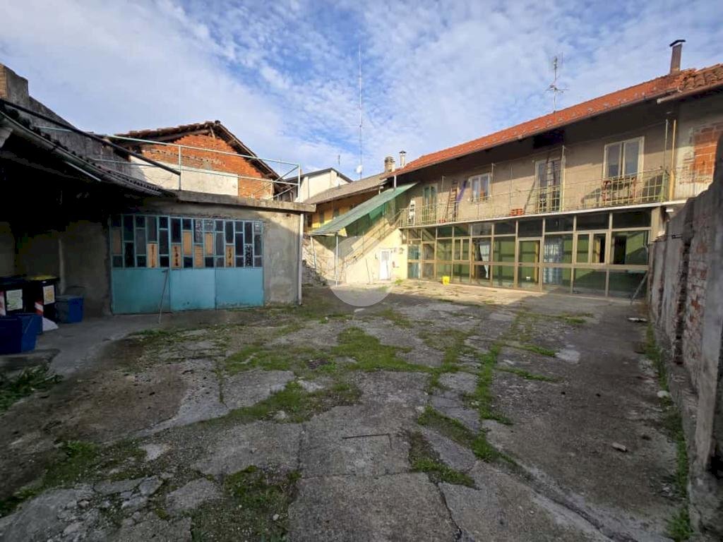 Villa Via S. Martino, Montanaro - foto 1