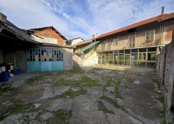 Villa Via S. Martino, Montanaro - foto 1