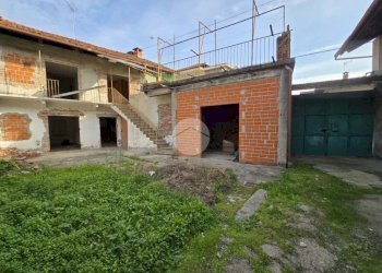 Villa Via S. Martino, Montanaro - foto 11