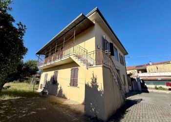 Appartamento Via di Ponte, Sarzana - foto 1